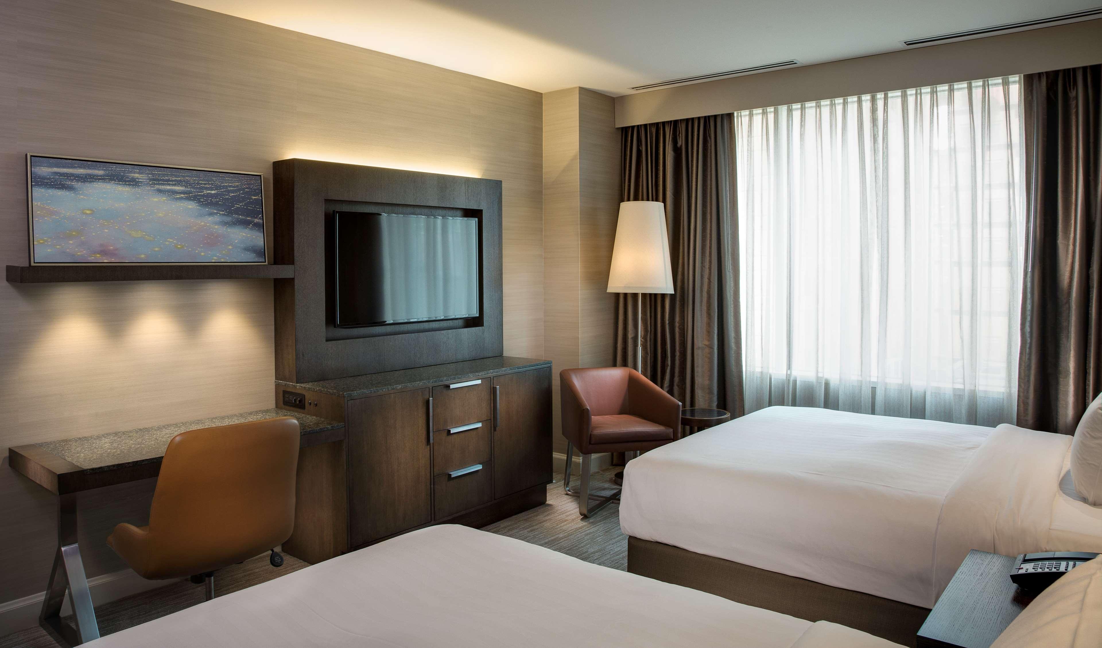 Hotel Doubletree By Hilton Magnificent Mile Chicago