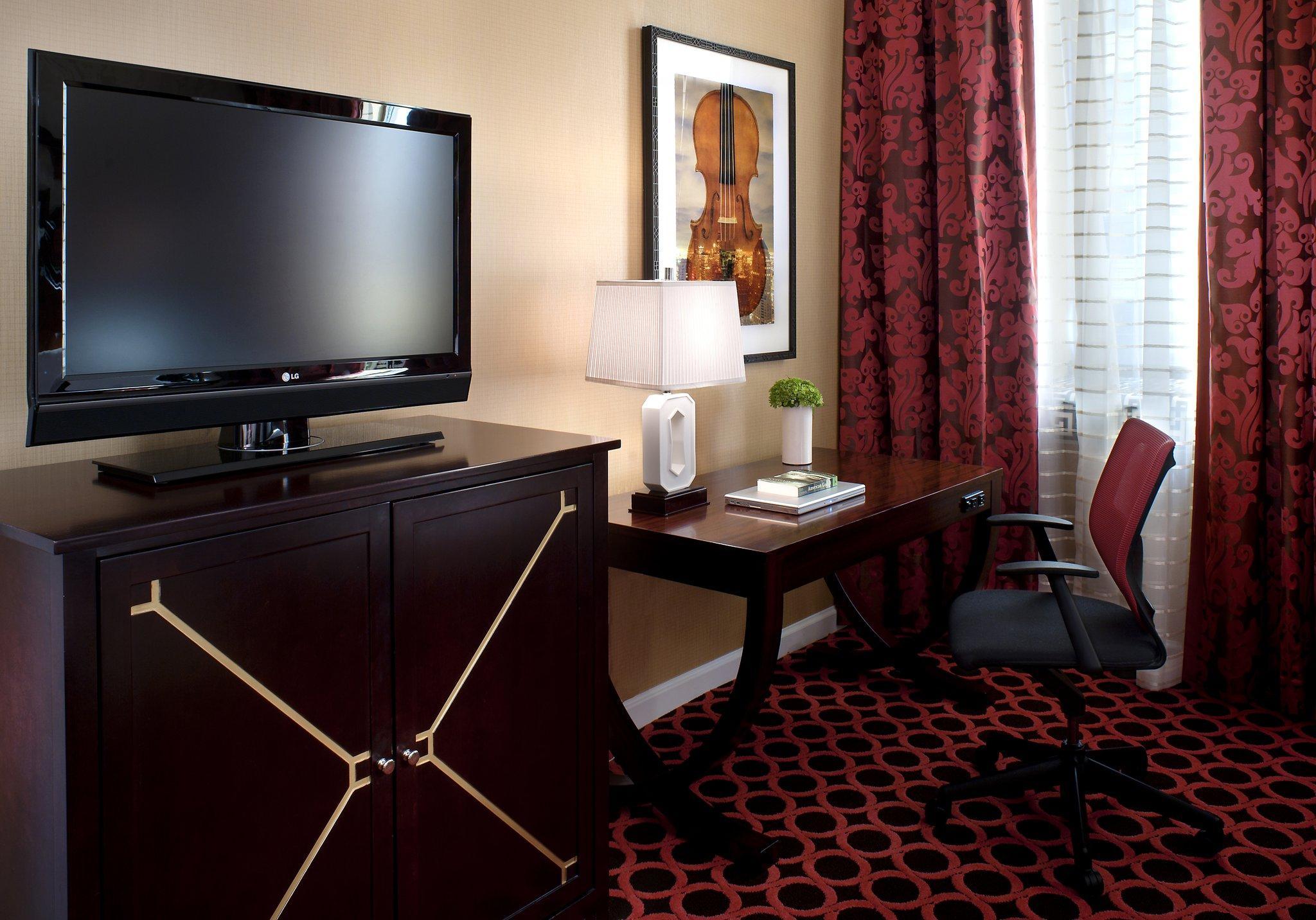 Hotel L7 By Lotte 4*