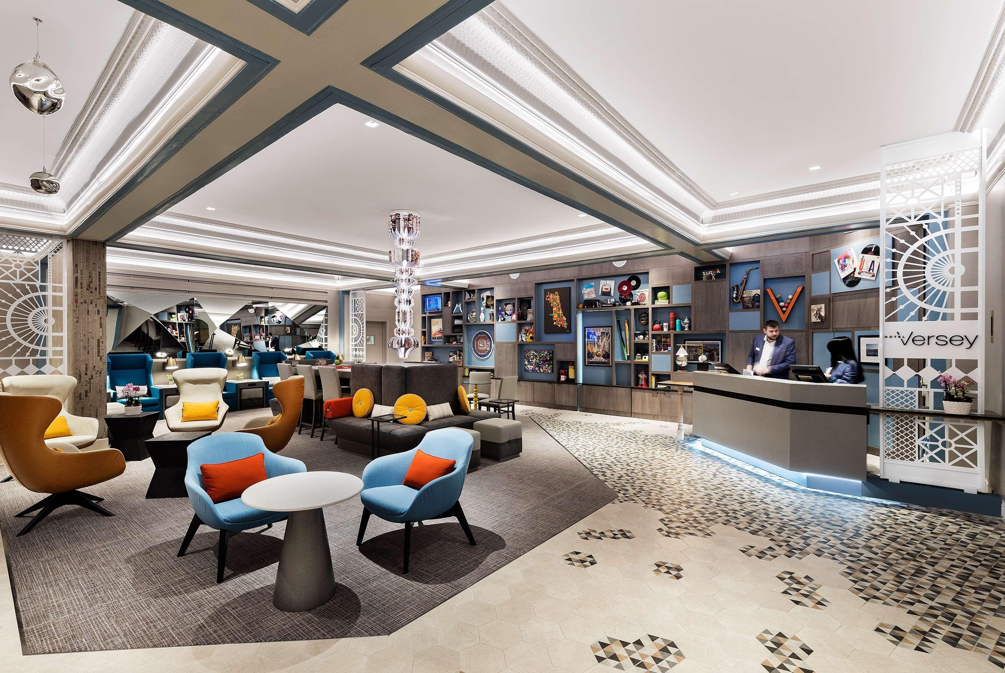 Hotel Versey Lincoln Park 3*