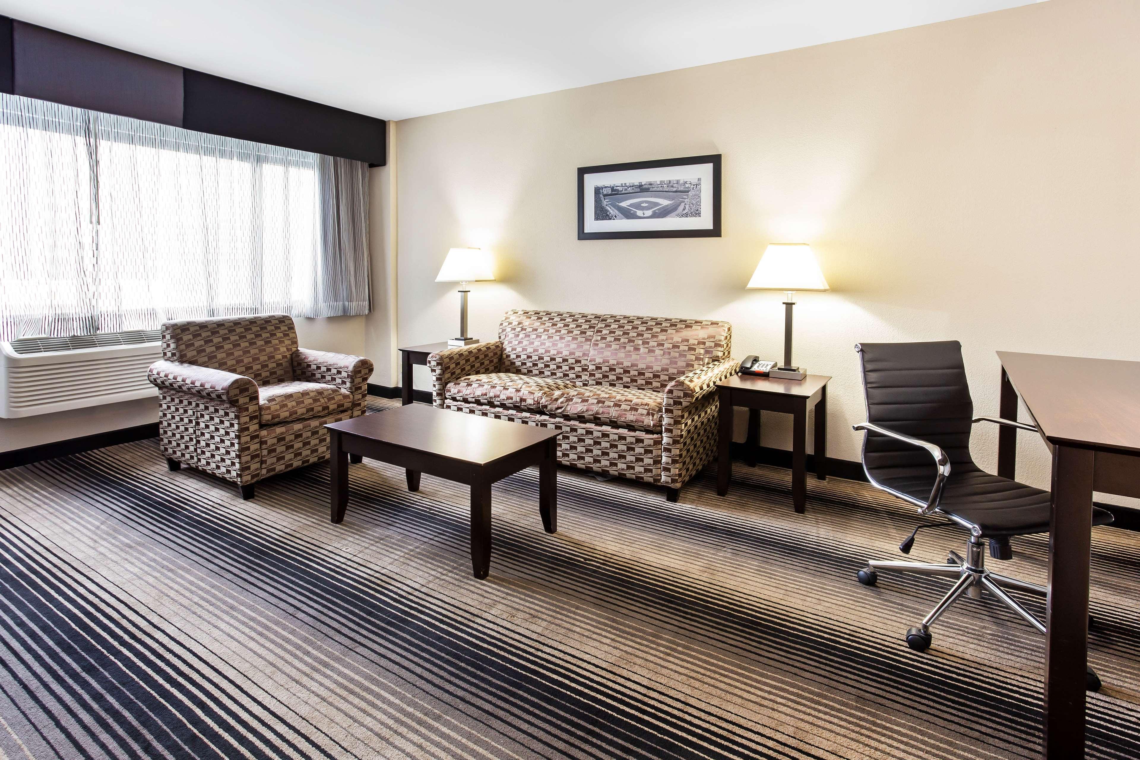 Western Hyde Park Hotel 3*