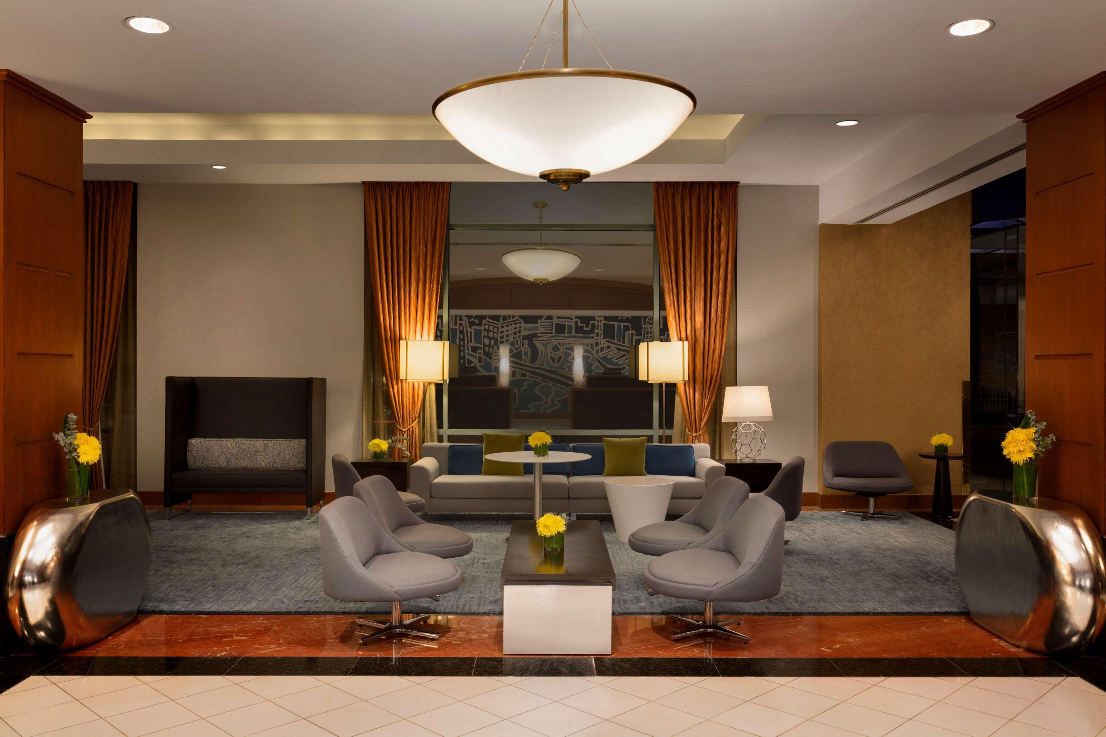 Hilton Magnificent Mile 3* Chicago