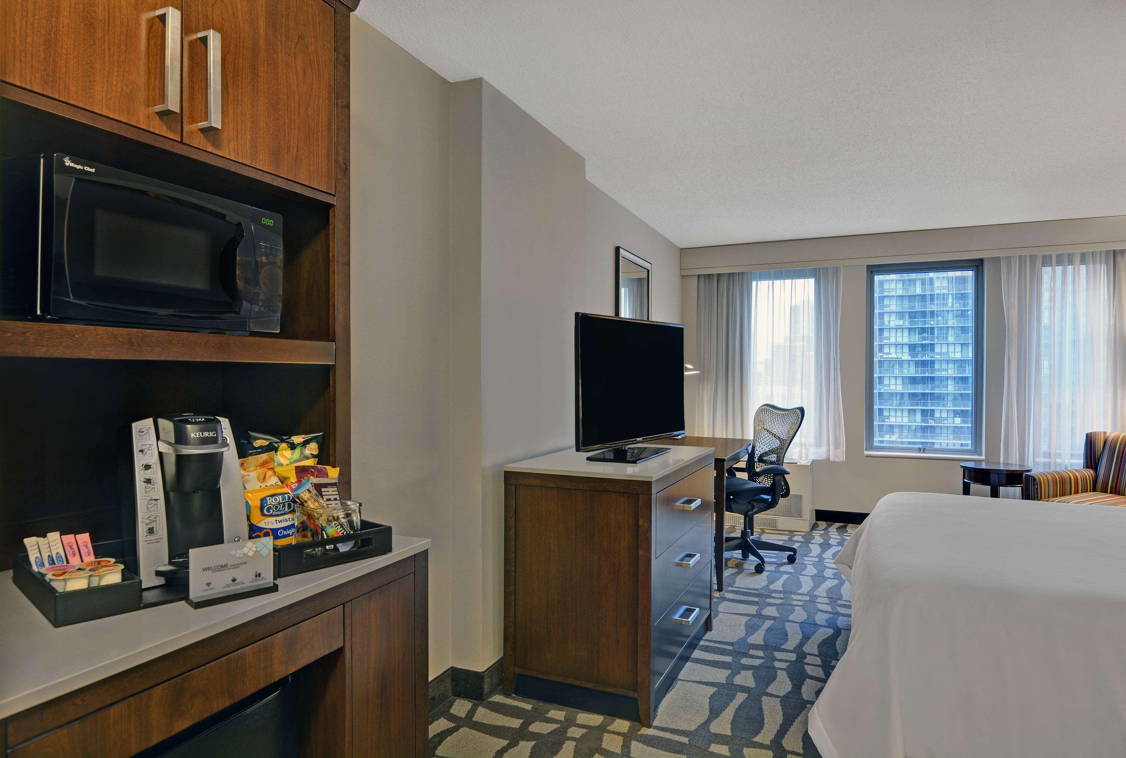 Hilton Garden Downtown/magnificent Mile Hotel