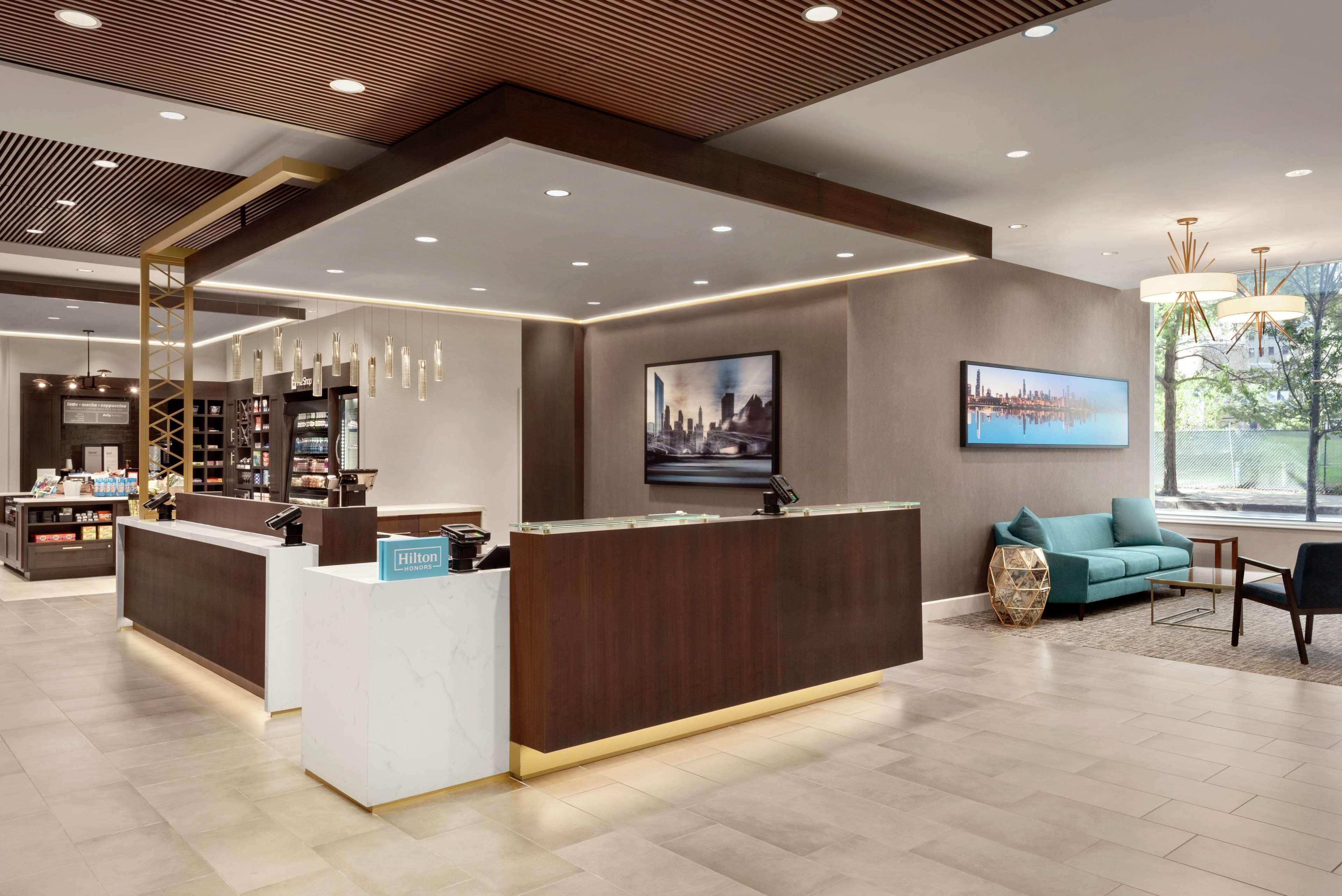 Hotel Hilton Garden Downtown South Loop 3*