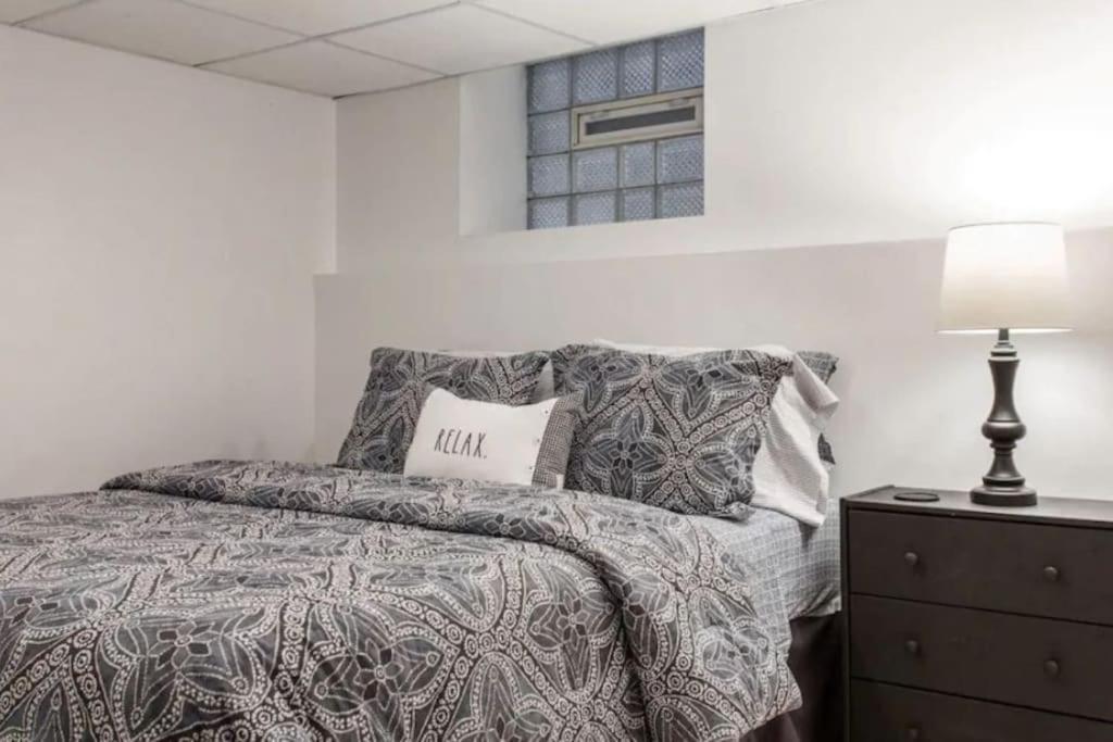 The Wrigleyville Garden 200 Steps To Wrigley-2br Apartment Chicago