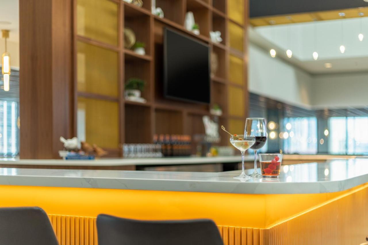 - Dwtn - The Mart By Ihg 3*