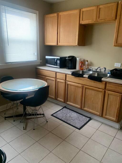 Apartment Luxury 3br, 1ba-5mins From Hyde Park Chicago