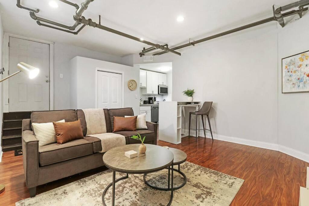 Apartment Stylish And Fully Furnished Studio - Oakdale G *