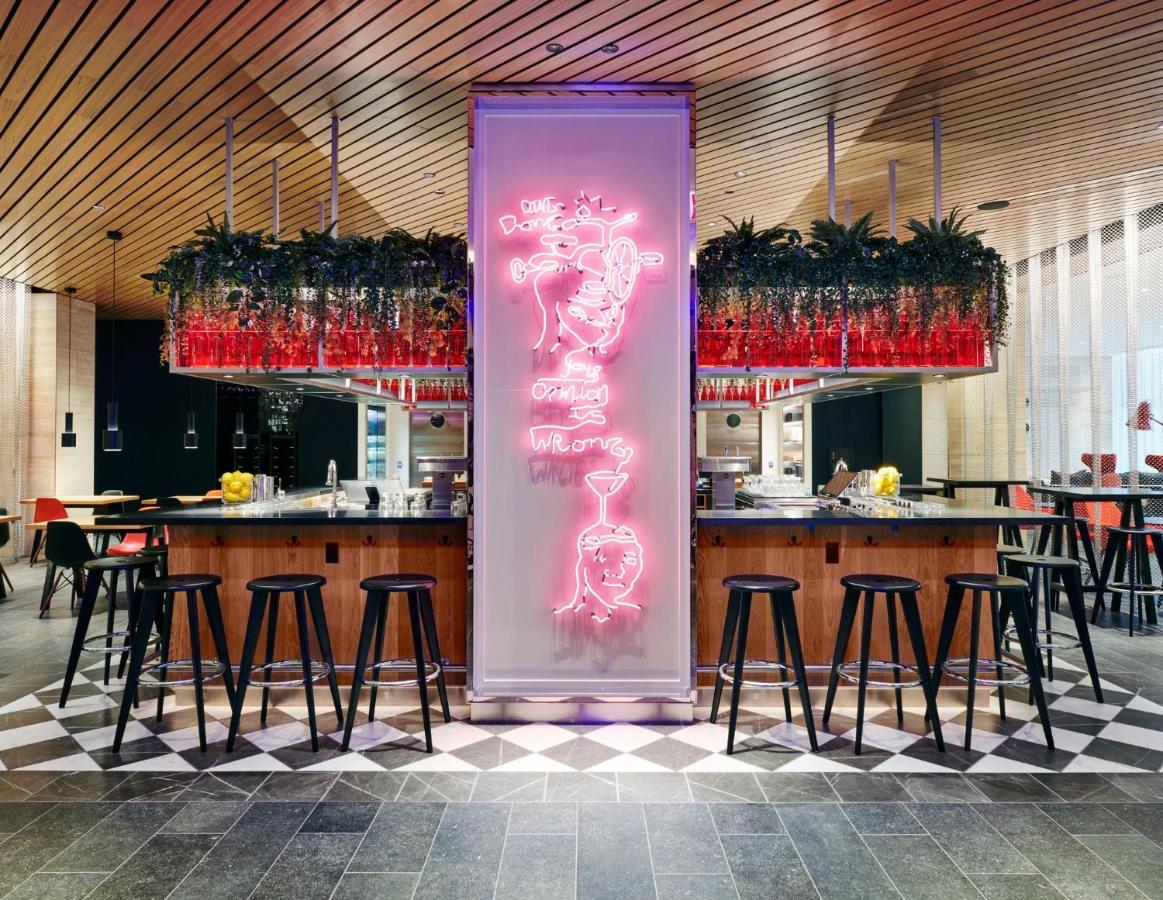 Citizenm Downtown 4*