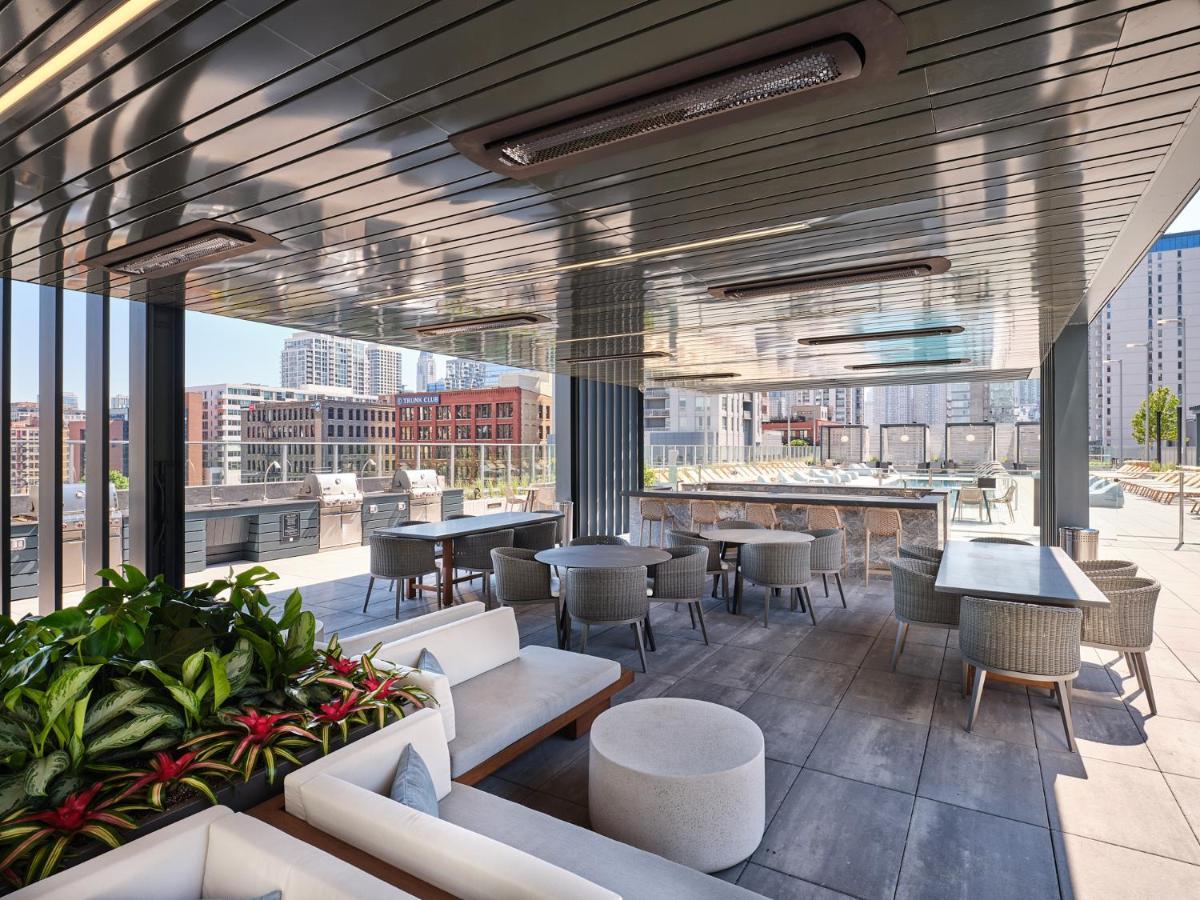Level - River North *
