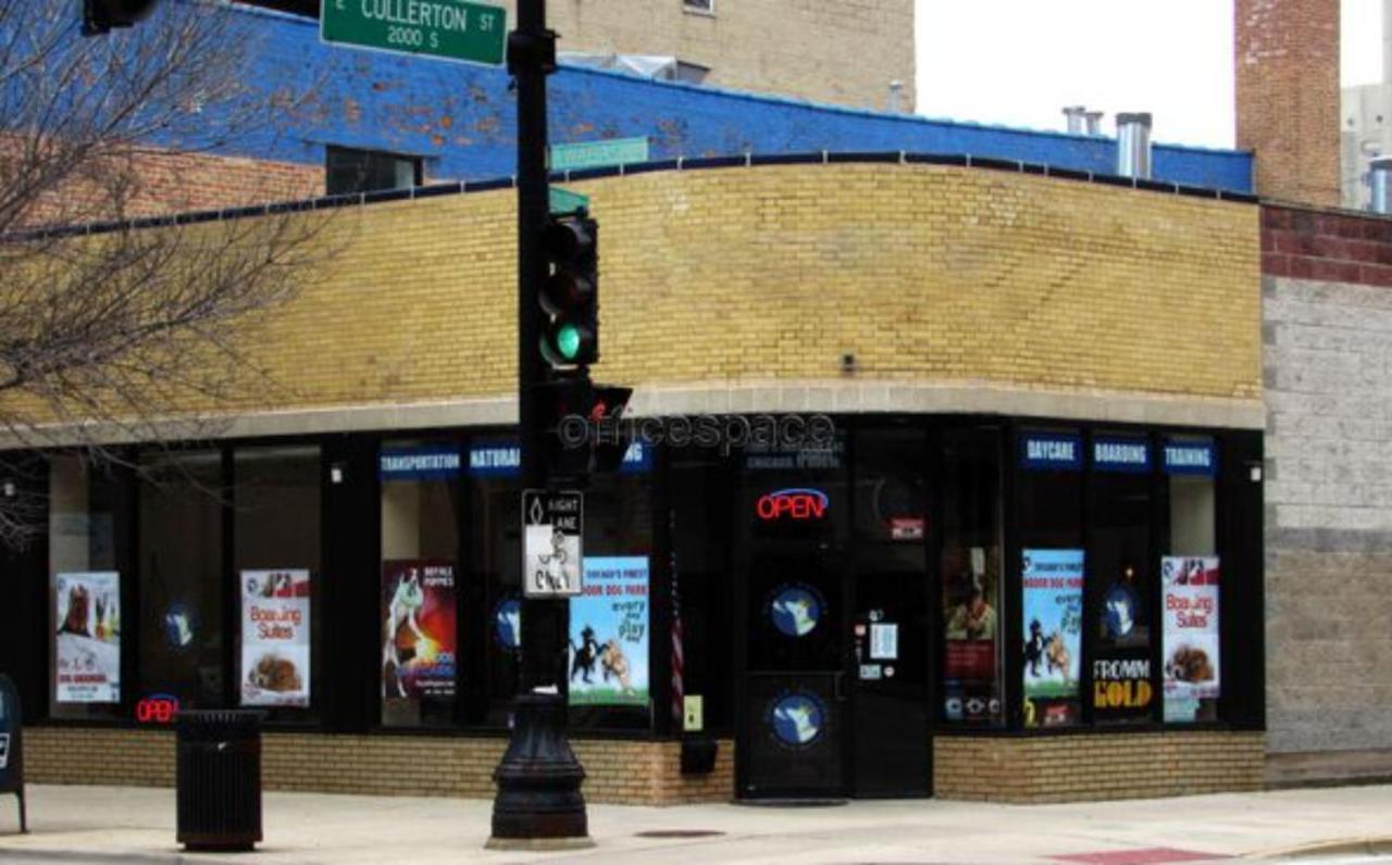 Penthouse Of Joy With Over 4000 Games! Chicago