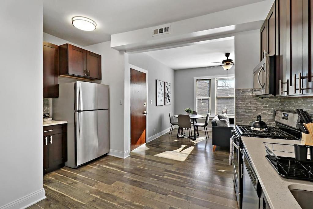 Apartment Irving Park 3br With Full Kitchen - Belle Plaine 2w *