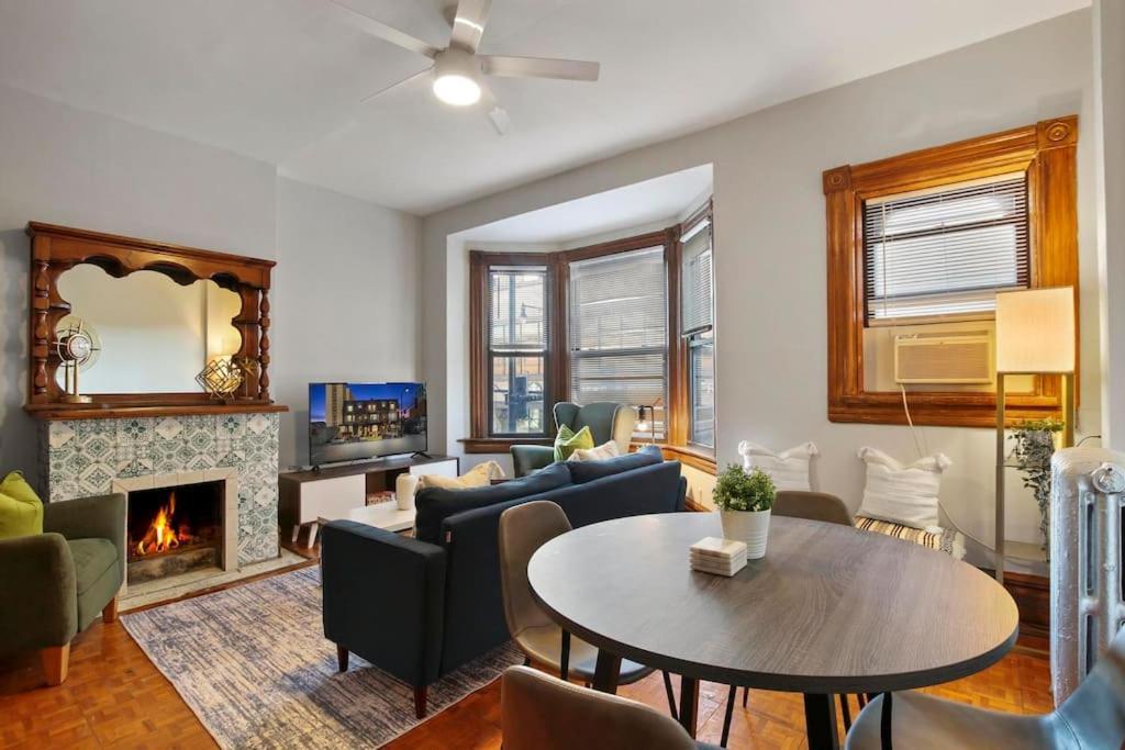Well-equipped 4br Apt With In-unit Washer & Dryer - Broadway 2