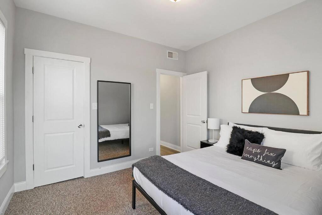Irving Park 3br With Full Kitchen - Belle Plaine 2w Apartment Chicago