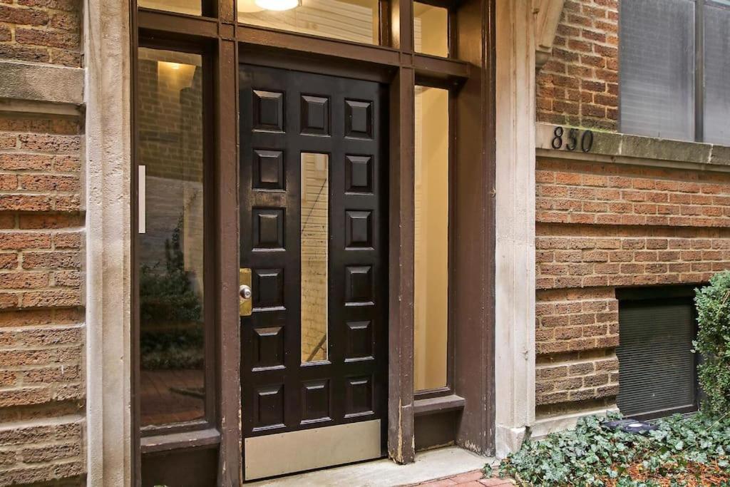 Charming 2br Apt In The Heart Of - Barry Gb Apartment *