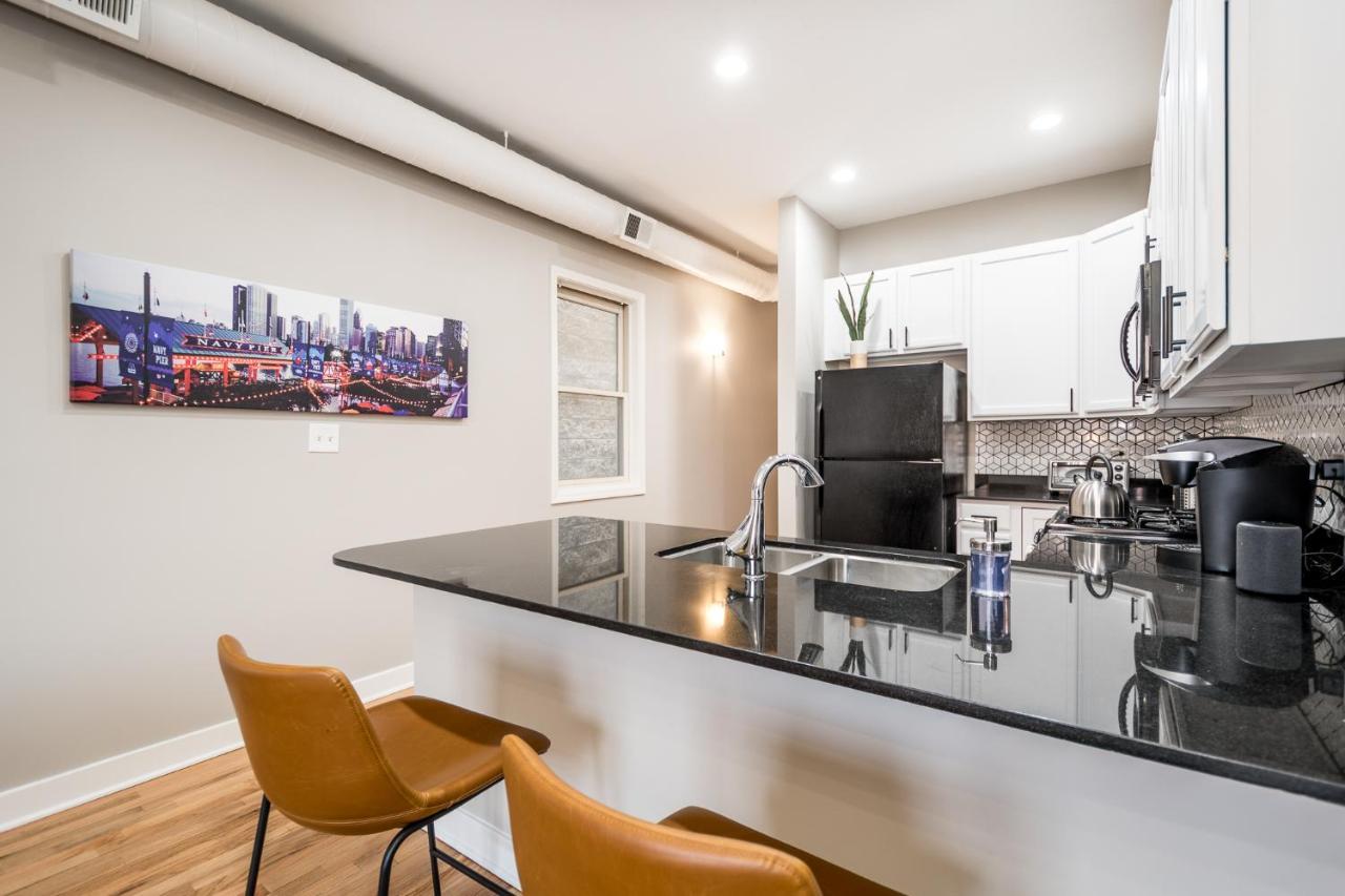 Vibrant And Modern 2-bedroom Near Downtown Chicago