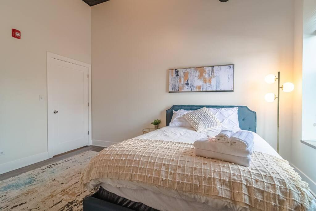 Mccormick Place Spacious Family Heaven 3b-2b With Optional Parking That Sleeps Up To 10 *