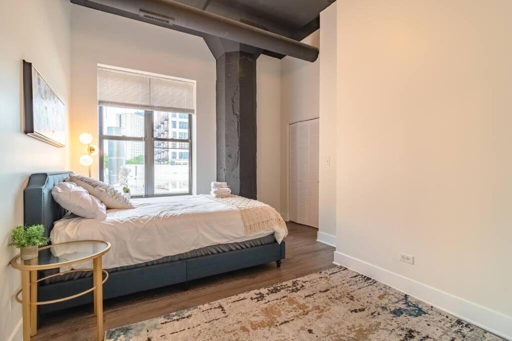 Mccormick Place Spacious Family Heaven 3b-2b With Optional Parking That Sleeps Up To 10 Apartment