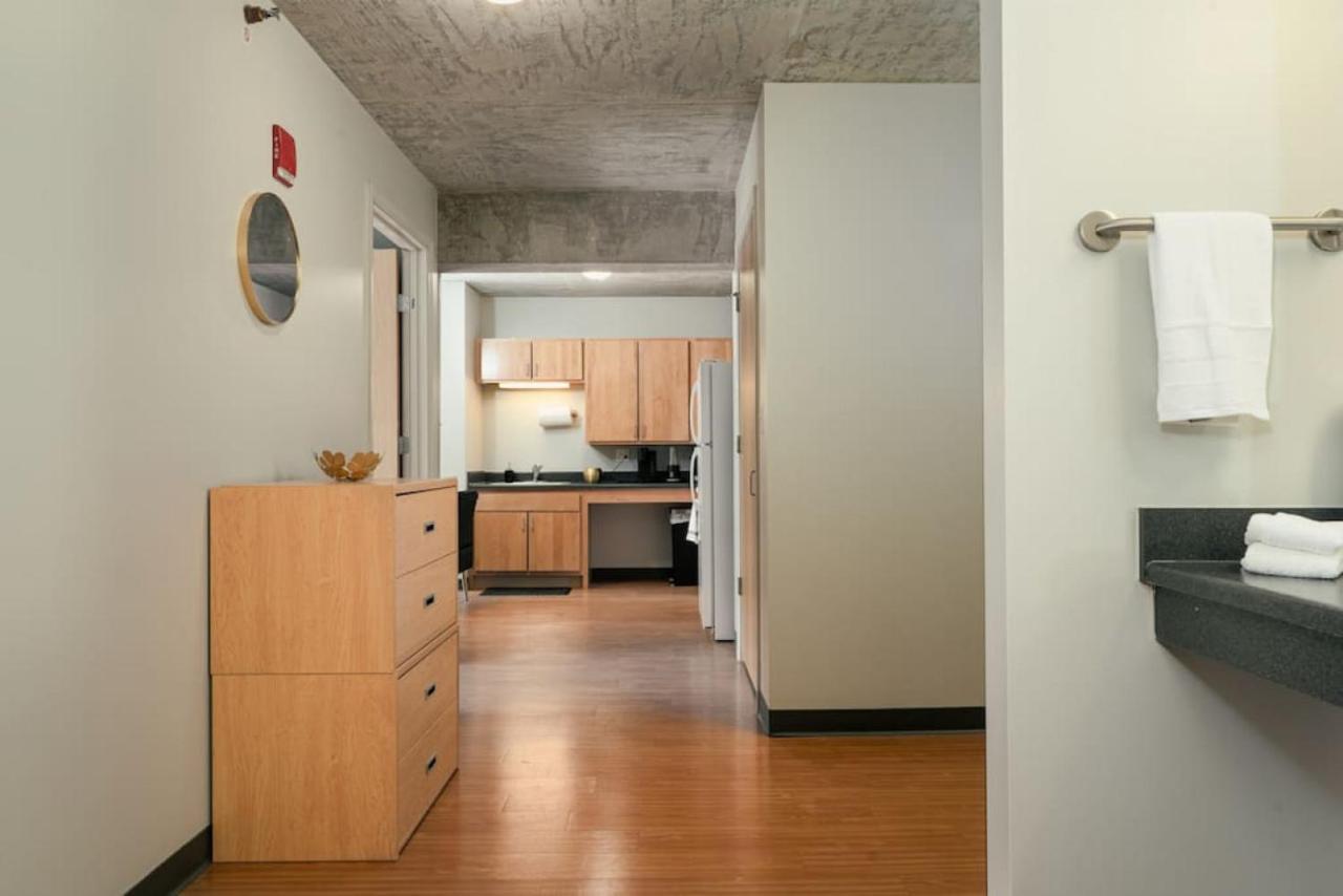 Affordable 2-bedroom On Wabash