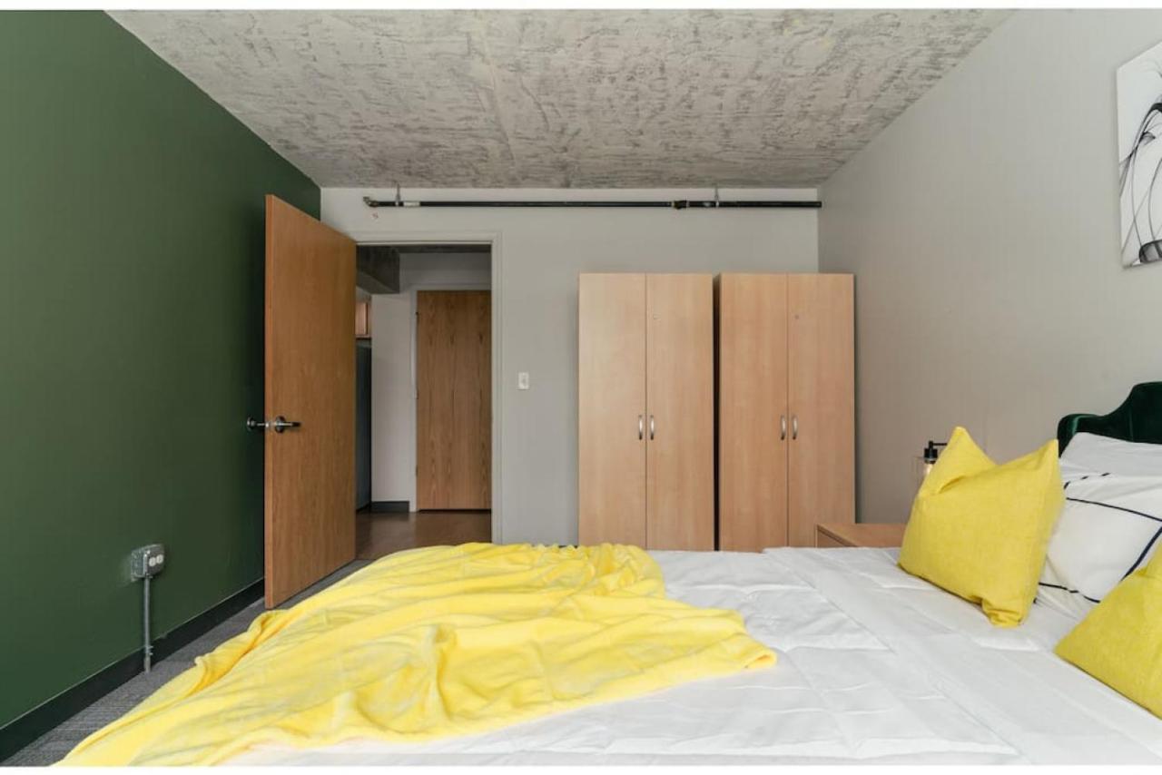 Apartment Affordable 2-bedroom On Wabash