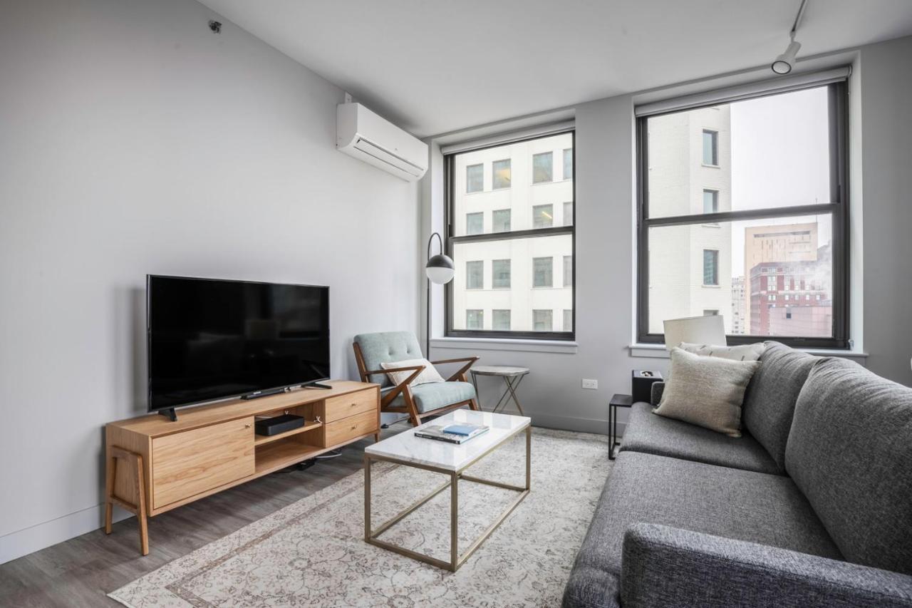 Apartment Loop 1br Wgym Roofdeck Wd Nr W Loop The L Chi-200 *