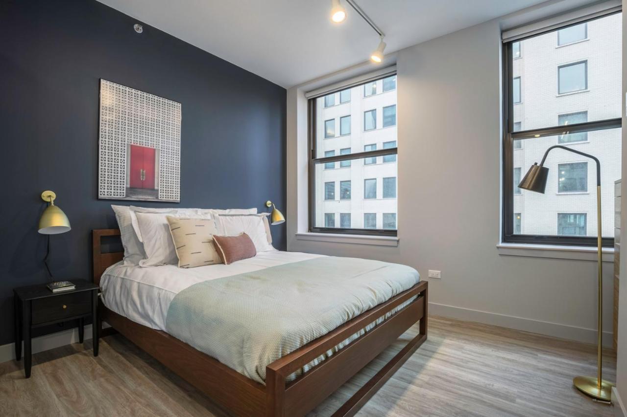 Loop 1br Wgym Roofdeck Wd Nr W Loop The L Chi-200 *