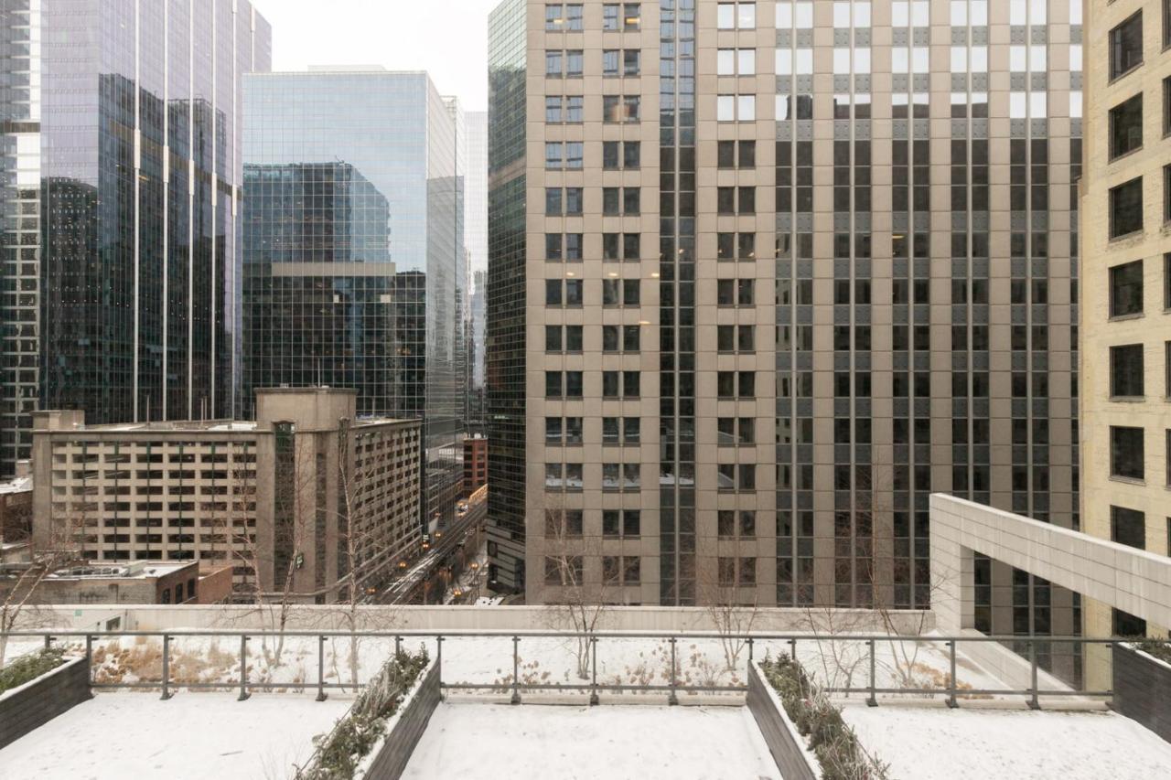 Loop 1br W Gym Pool Nr Financial District Chi-212