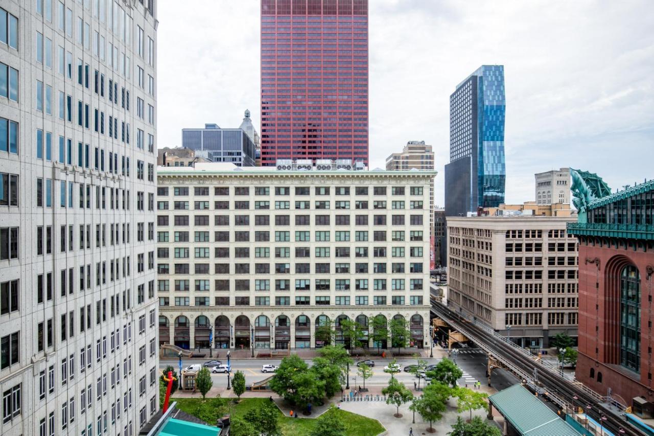Loop 1br W Gym Doorman Nr L Parks Chi-302 Chicago