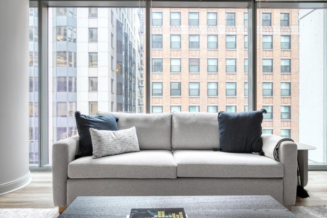 Loop 1br W Gym Pool Lounge 1 Block From L Chi-696 Apartment
