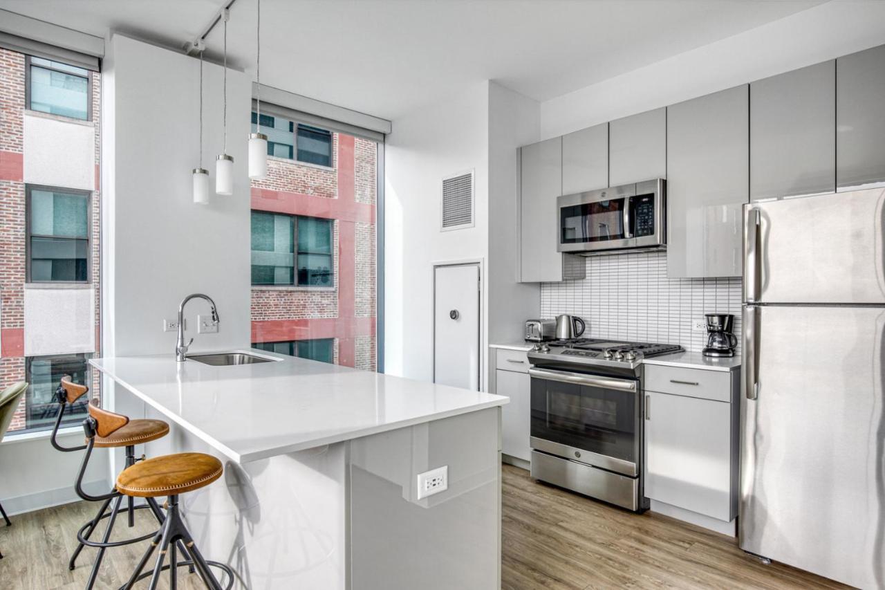 Apartment W Loop 1br W Gym Pool In Heart Of Greektown Chi-536