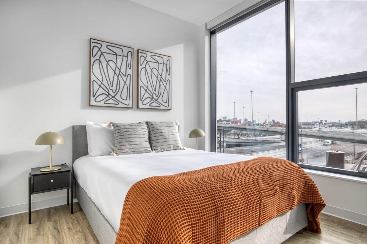 Apartment W Loop 1br W Gym Pool In Heart Of Greektown Chi-536