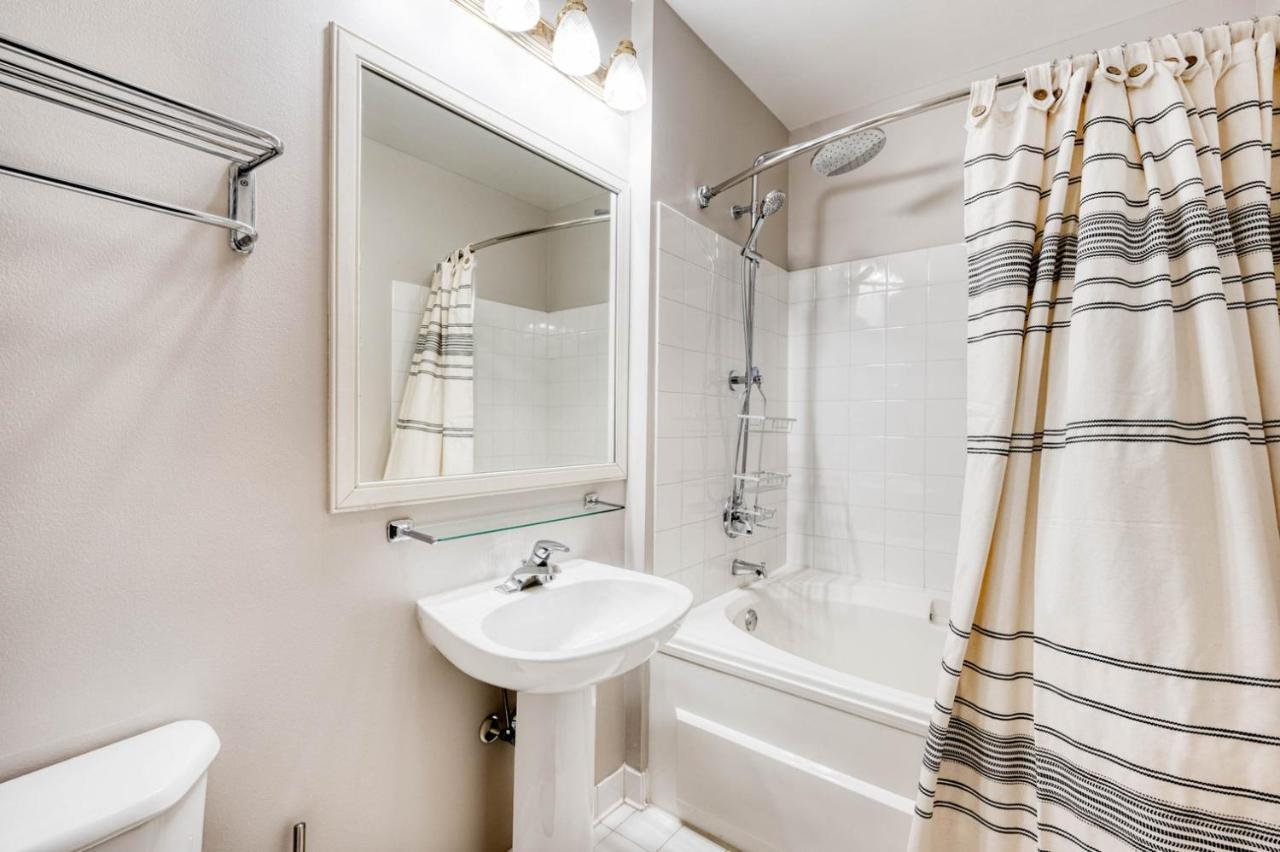 Loop 1br W Gym Doorman Nr L Grant Park Chi-814 * Chicago