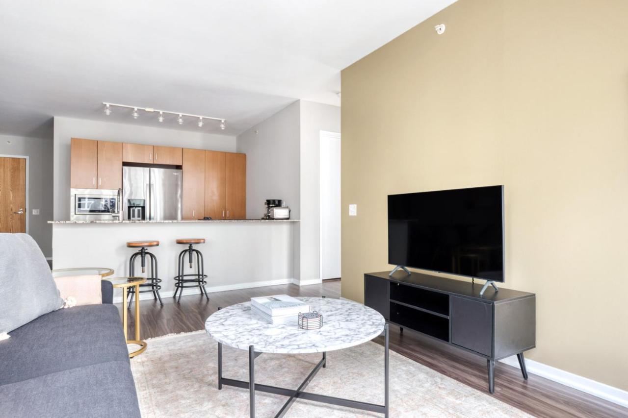 Streeterville 2br W Pool Gym Nr Riverwalk Chi-880 Apartment Chicago