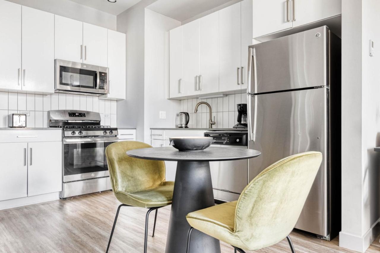 Loop 1br W Lounge Gym Roof Nr L Chi-693 Apartment *