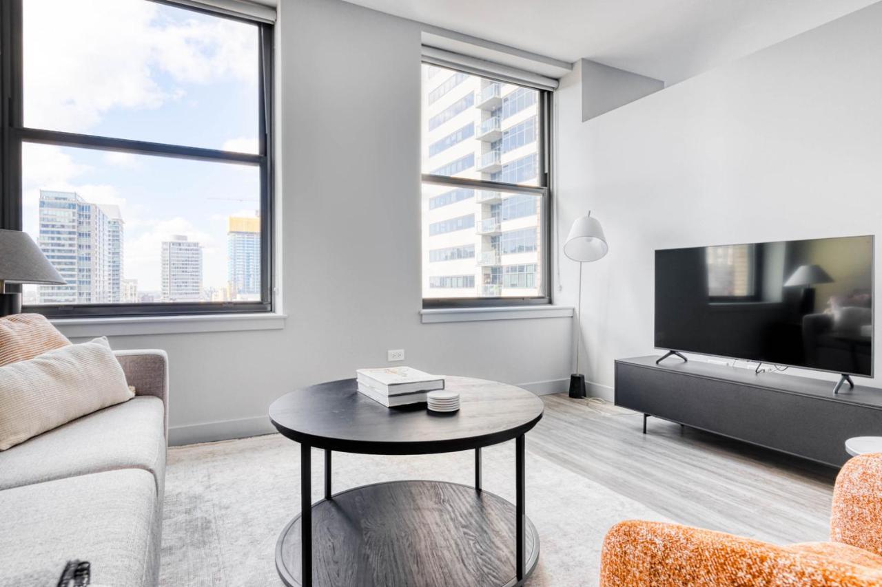 Loop 1br W Lounge Gym Roof Nr L Chi-693 Apartment