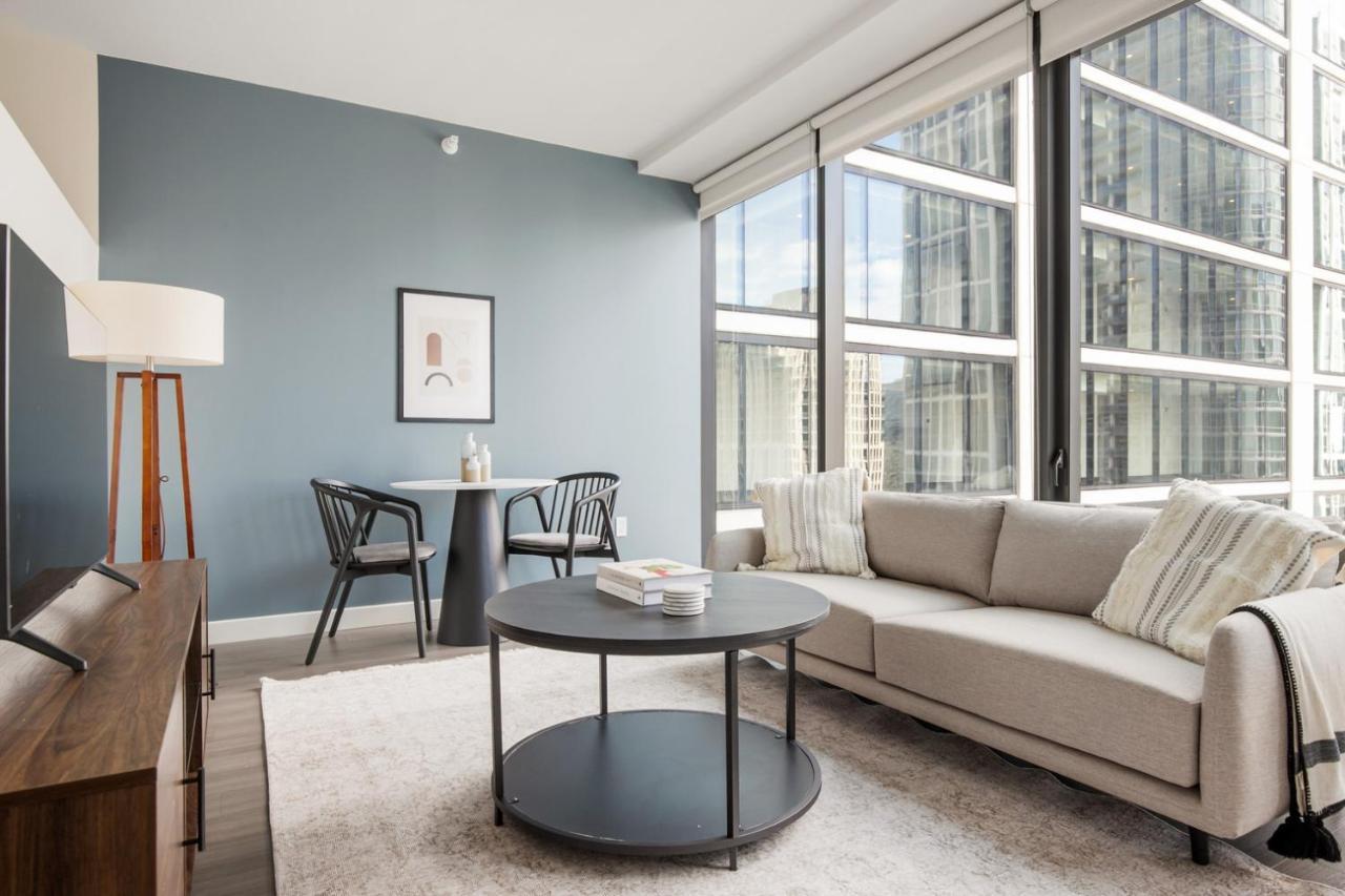S Loop 1br W Pool Gym Nr Grant Park Chi-741