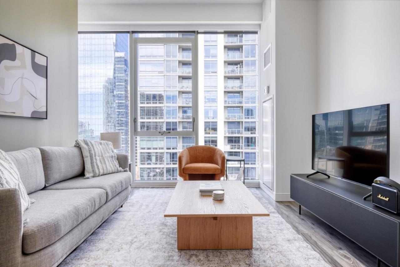 S Loop 1br W Lounge Pool Gym Nr Grant Park Chi-762 * Chicago