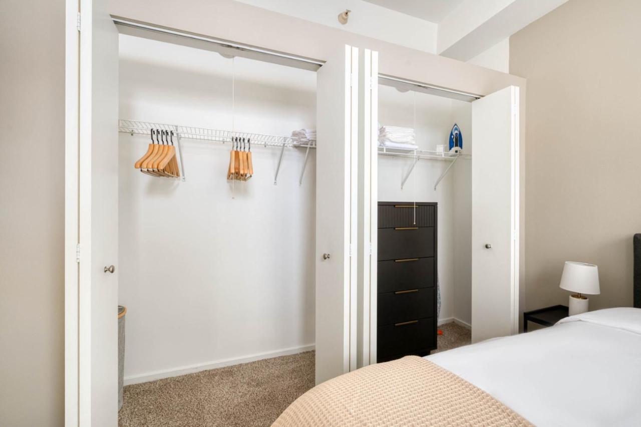 Loop 1br W Gym Doorman Nr L Grant Park Chi-814 *