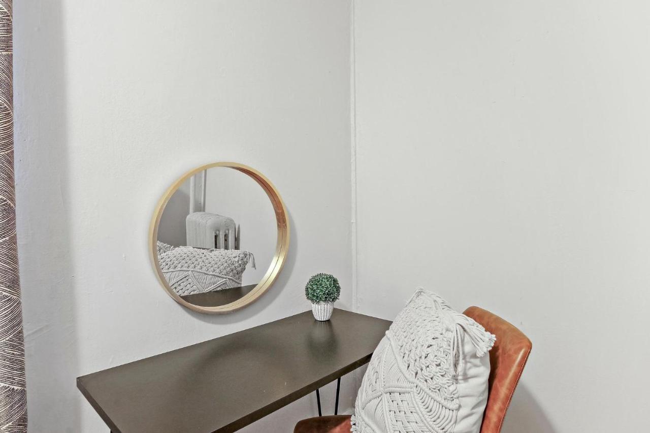 2br Comfy & Artistic Apt Outfitted For Comfort - Francisco 1 Apartment