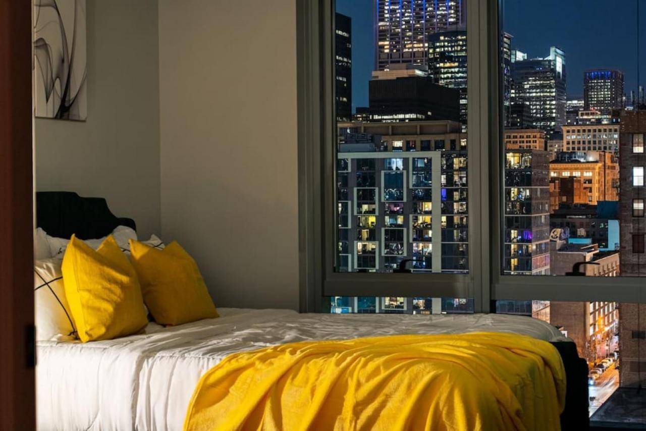 Affordable 2-bedroom On Wabash * Chicago