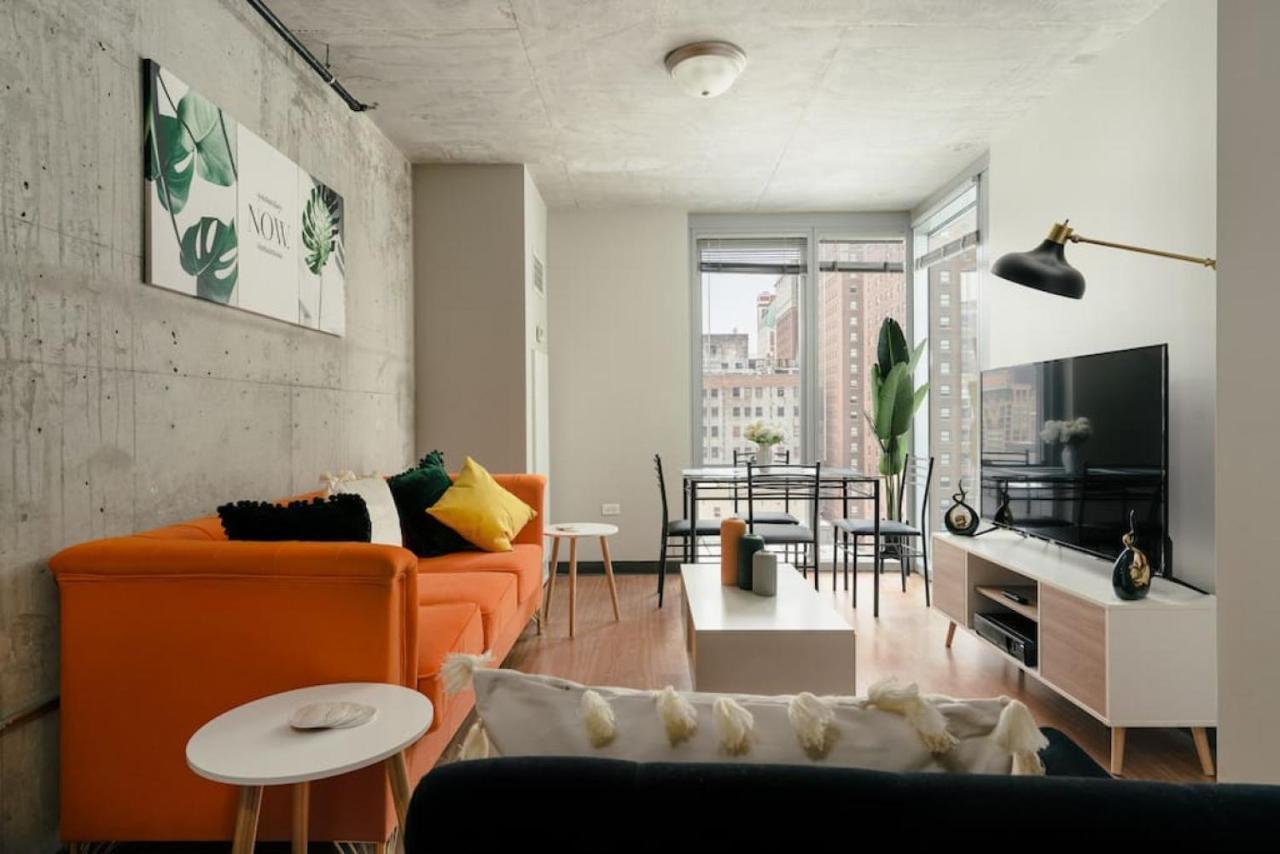 Affordable 2-bedroom On Wabash Apartment Chicago