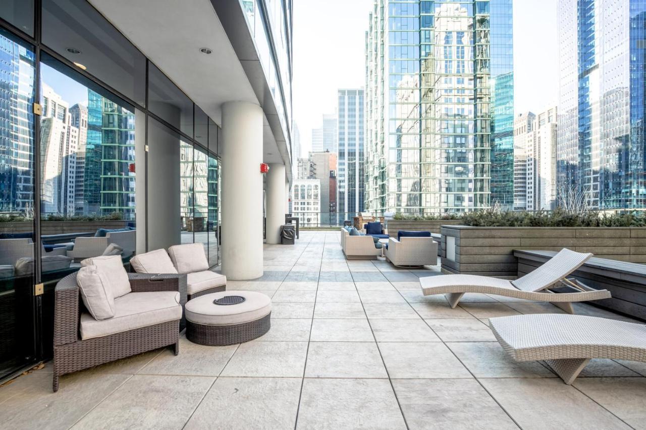 Loop 1br W Gym Pool Lounge 1 Block From L Chi-696 Apartment