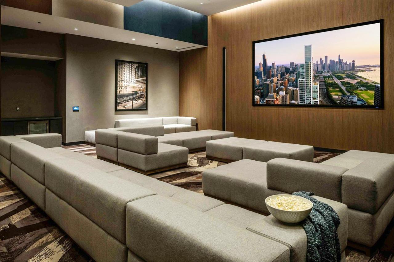 S Loop 1br W Pool Gym Nr Grant Park Chi-741 Chicago
