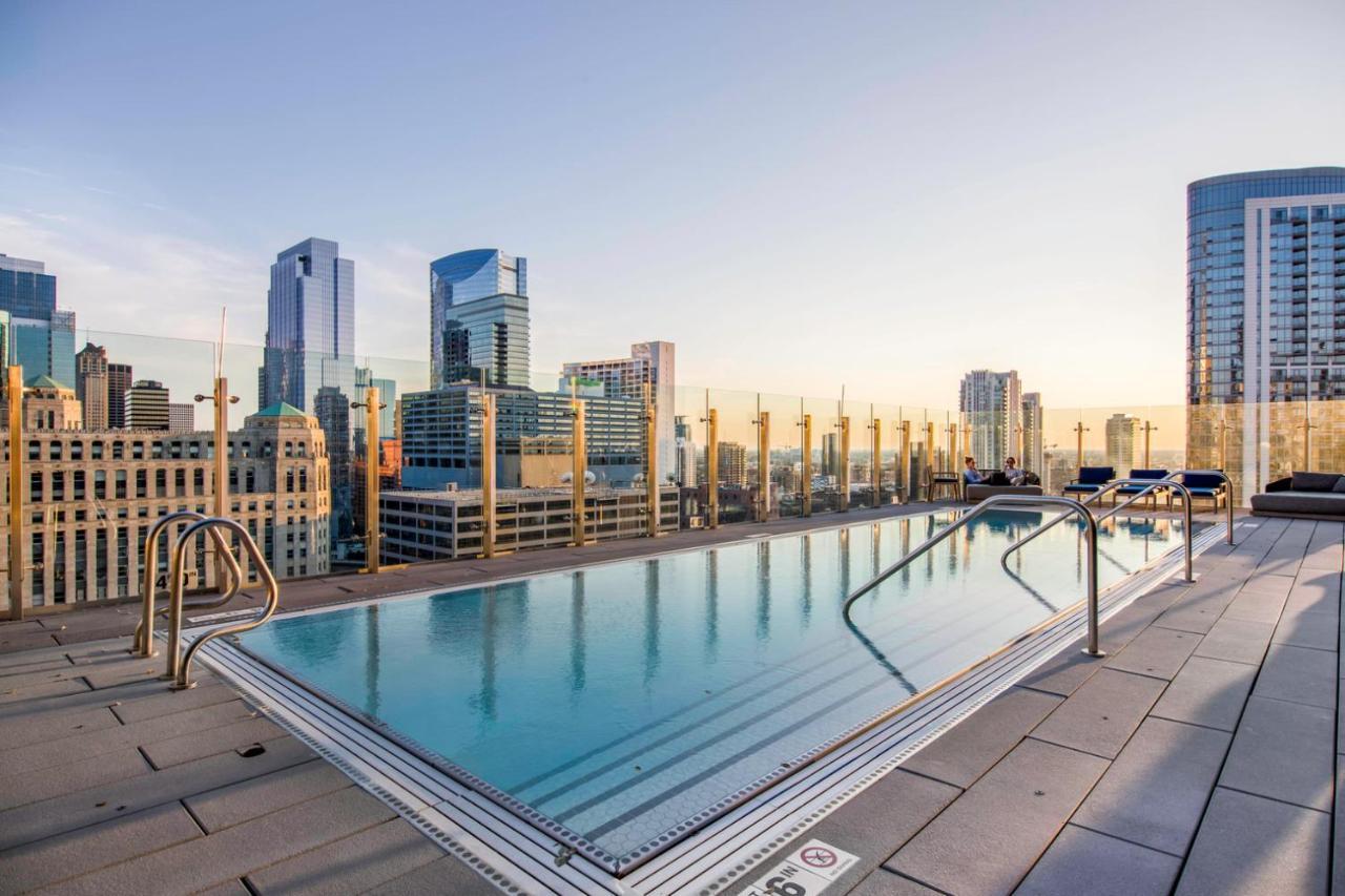 River North 1br W Gym Pool Roof Nr Riverwalk Chi-821 Apartment