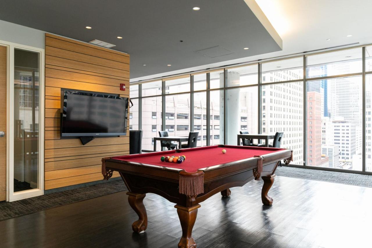 Loop 1br W Gym Pool Lounge 1 Block From L Chi-696