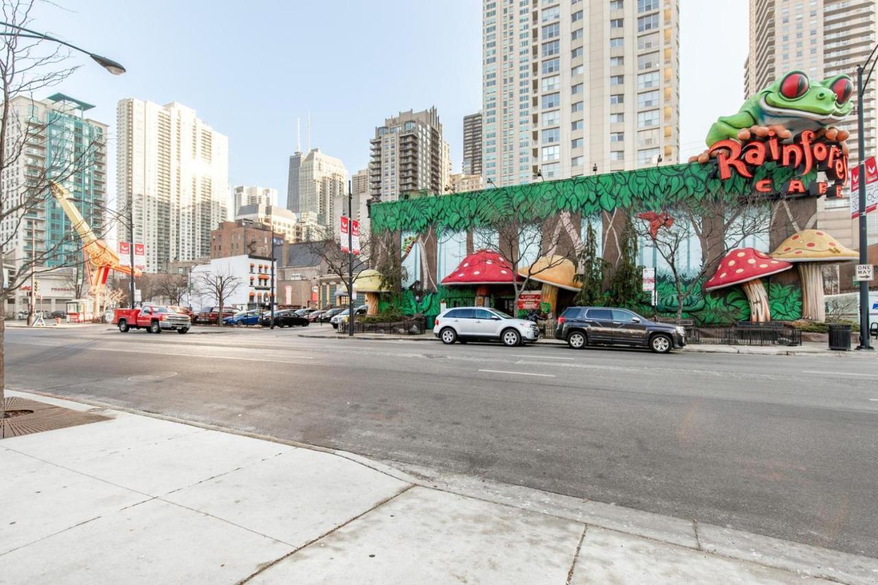 Apartment River North 1br W Gym Pool Roof Nr Riverwalk Chi-821
