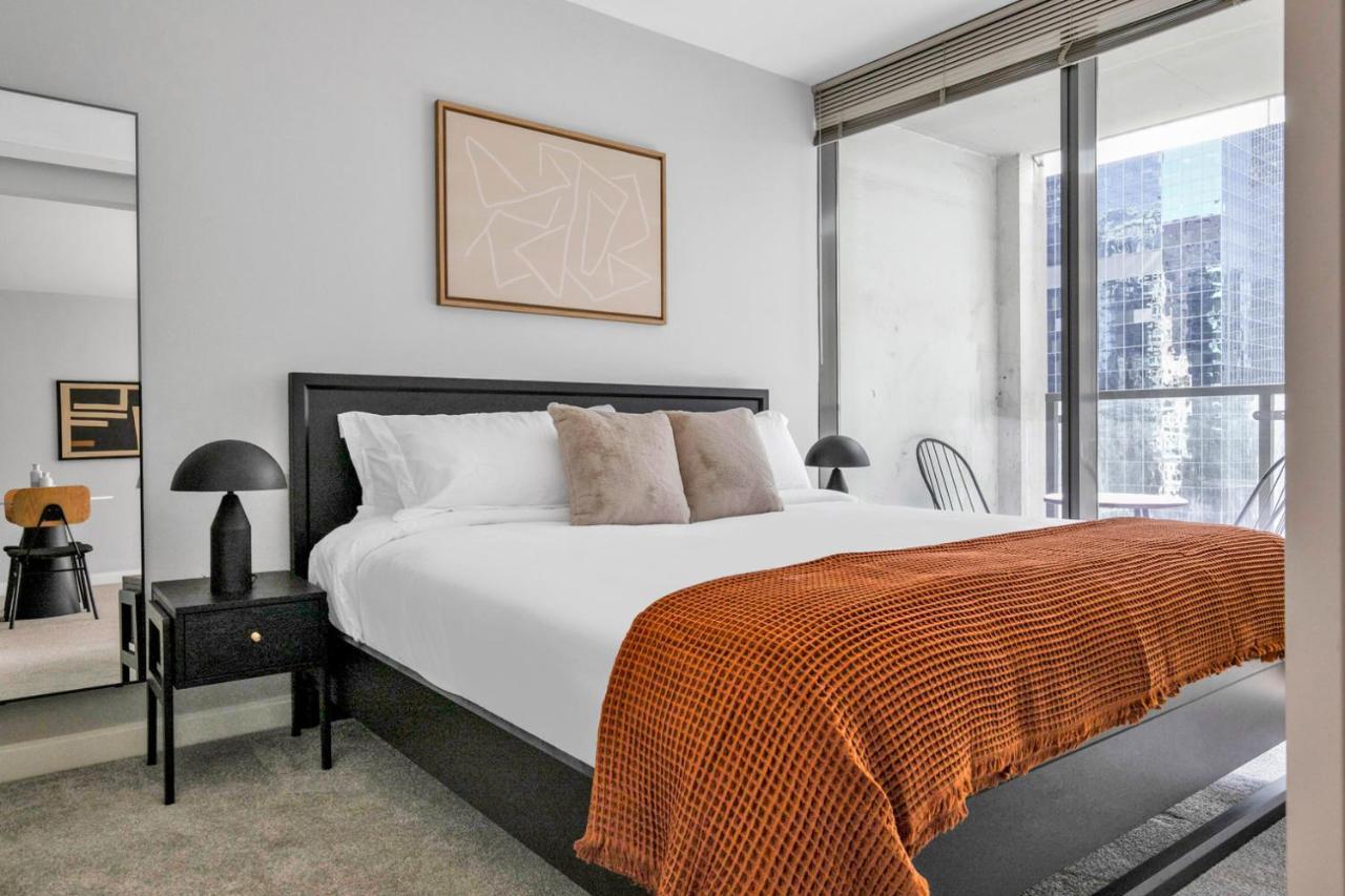 Apartment Loop W Pool Gym Lounge Nr Riverwalk Chi-633 Chicago