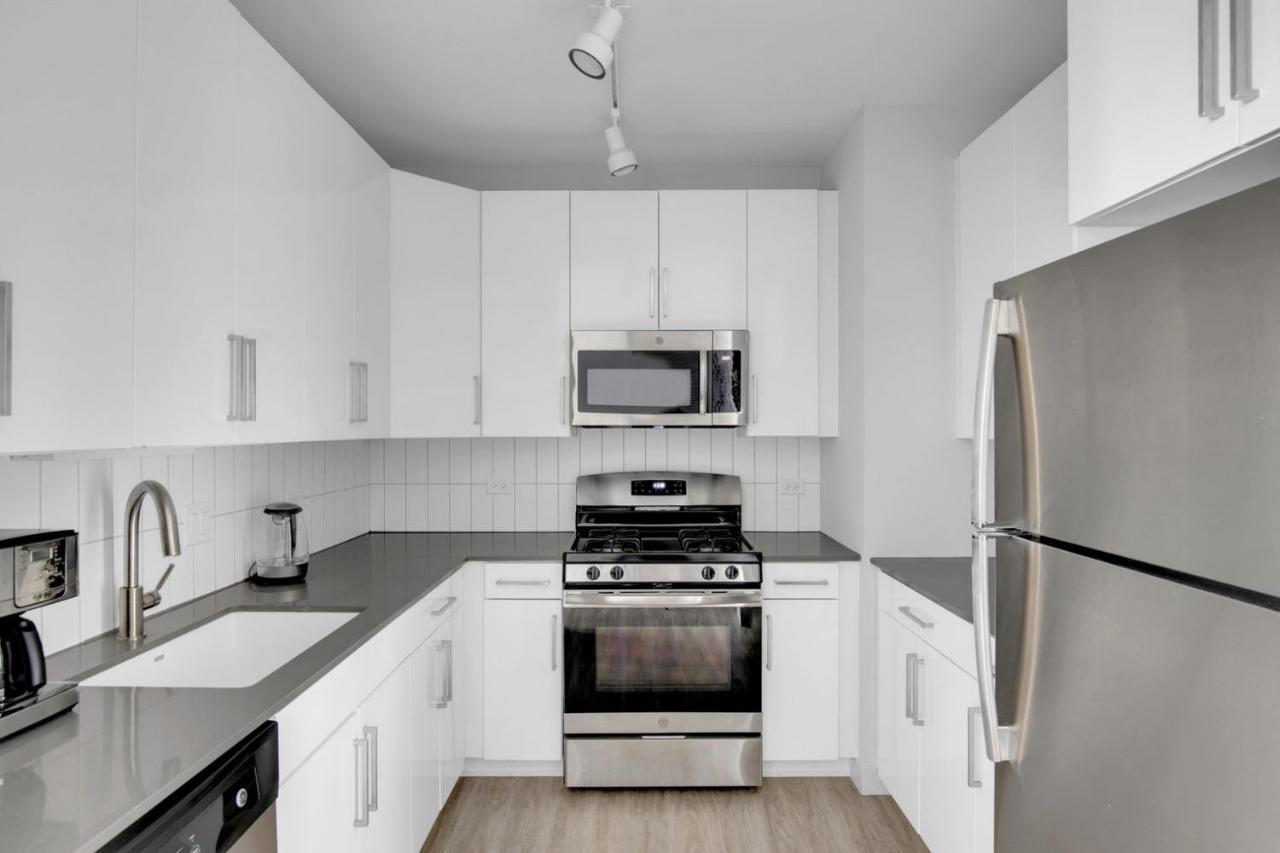 Loop 1br W Gym Roof Lounge Same Block As L Chi-668