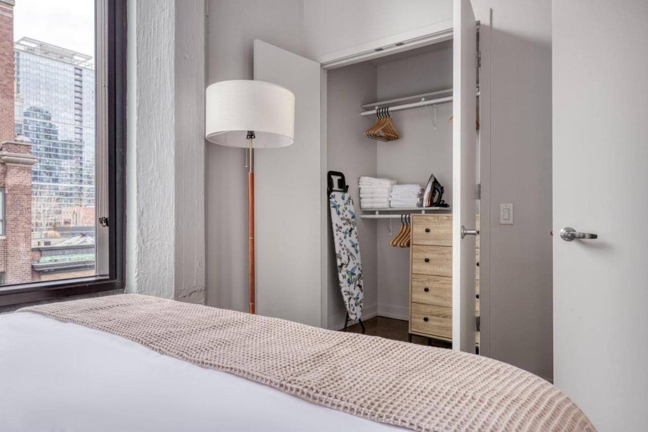 River North 1br W Gym Lounge Roof Nr Riverwalk Chi-894 *