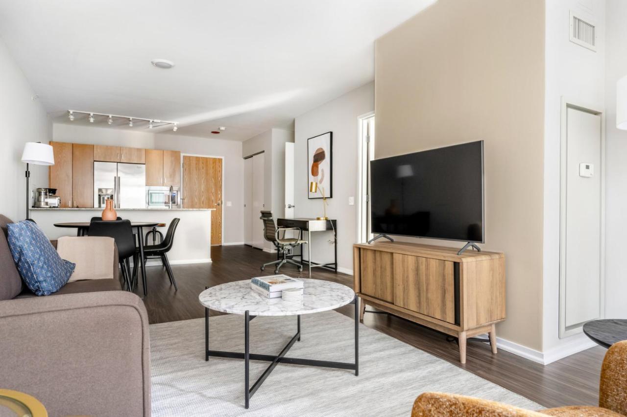 Streeterville 1br W Pool Gym Nr Riverwalk Chi-878 Chicago
