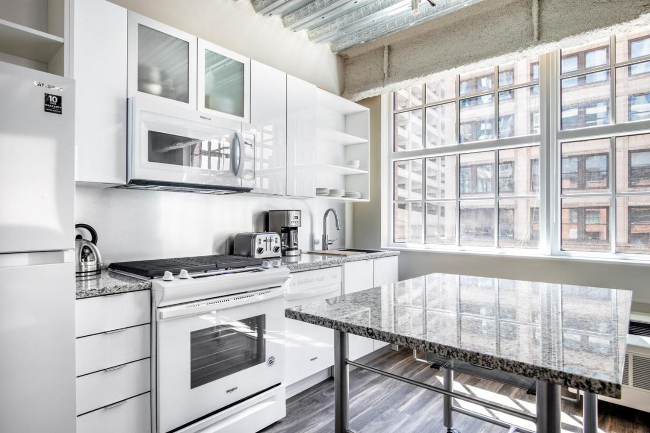 Loop 1br W Gym Roof Nr Millennium Park Chi-386 *